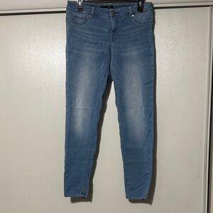 1822 Denim Women's Light Blue Stretch Skinny Jeans